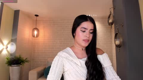 Isa Hill  online show from December 30, 7:21 pm