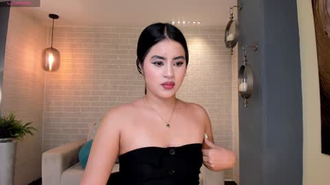 Isa Hill  online show from January 2, 6:56 pm