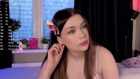 Hi Im Bella online show from February 11, 12:10 pm