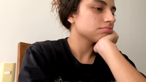 Isabella.. back again  online show from January 13, 10:35 pm