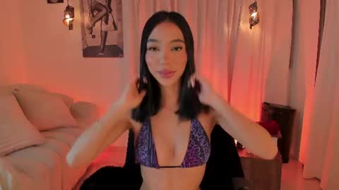 ISABELLA  online show from June 18, 5:39 pm