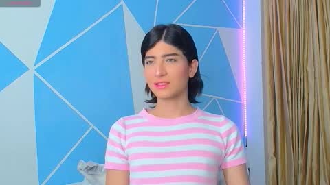 ISABELLA QUEENS  online show from February 13, 8:49 pm