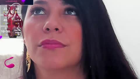 Snapshot of isabellarous_2026 chatting on July 8, 7:18 pm isabellarous online show from July 8, 7:18 pm
