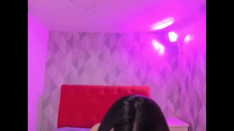 Snapshot of isabellarouseet chatting on December 14, 4:51 am Isabella online show from December 14, 4:51 am