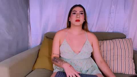 Snapshot of isabellas_smith chatting on March 3, 8:20 am Martina IG martissmith01 online show from March 3, 8:20 am
