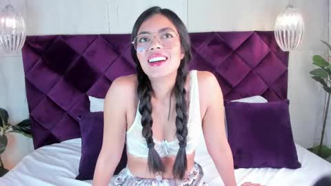 Isa  online show from September 17, 4:36 am