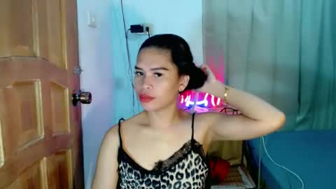 Ysa online show from June 24, 6:51 pm