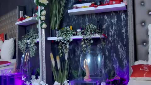 Snapshot of isabelleethan chatting on February 6, 2:55 am IsabelleEthan online show from February 6, 2:55 am