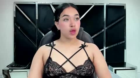 isabellrodriguez18 online show from October 9, 3:59 am
