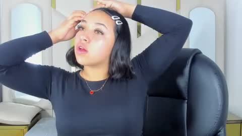isabellrodriguez18 online show from November 27, 4:25 am