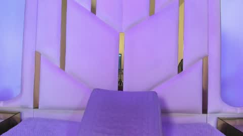 Snapshot of isabellrodriguez18 chatting on March 29, 2:44 am isabellrodriguez18 online show from March 29, 2:44 am