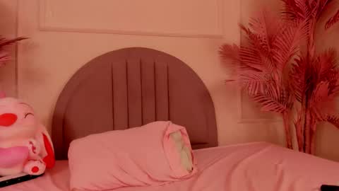 Snapshot of isabellsmmith chatting on October 23, 8:51 pm Isabellsmmith online show from October 23, 8:51 pm