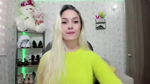 Snapshot of isablonde1 chatting on March 7, 9:12 pm ISABELLA online show from March 7, 9:12 pm