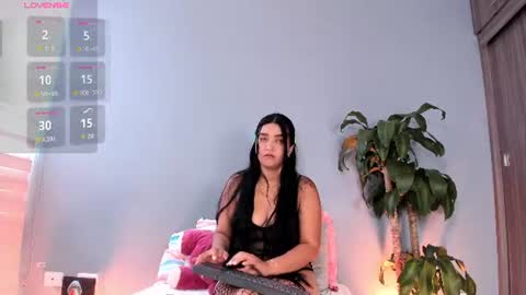 Snapshot of isabunnyy chatting on July 19, 5:49 pm Isa online show from July 19, 5:49 pm