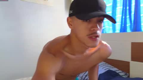 isais hunt online show from February 11, 1:27 pm