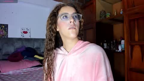 Isabela  online show from October 22, 2:56 am