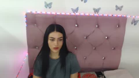 IsabelaRodriguez02 online show from November 25, 3:17 am