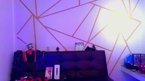 Snapshot of ise_lunny chatting on October 2, 12:28 am isabela online show from October 2, 12:28 am