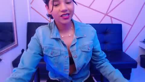 isabela online show from June 11, 3:04 am