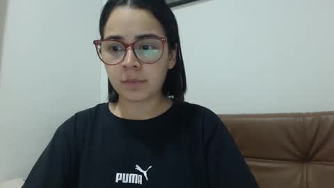 Emma online show from October 22, 2:45 am