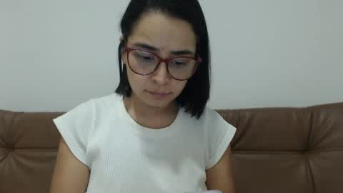 Emma online show from October 30, 3:41 am