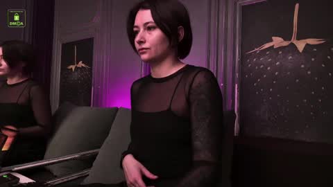 Snapshot of ishtardivine chatting on April 1, 11:00 am Ishtar online show from April 1, 11:00 am