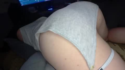 Snapshot of ishtarea chatting on April 12, 11:54 pm ishtarea online show from April 12, 11:54 pm
