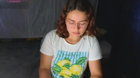 isis_11 online show from June 15, 6:21 pm