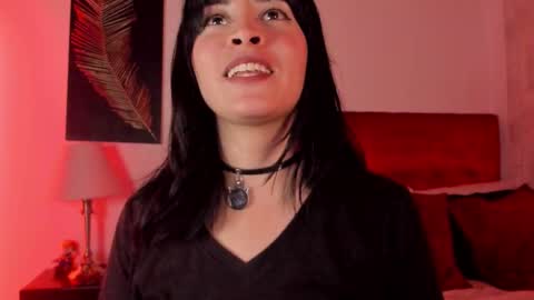 Snapshot of isis_diosa chatting on March 7, 11:02 pm Ana Maria online show from March 7, 11:02 pm