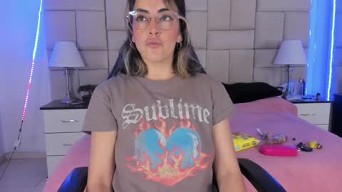 Pauli online show from December 27, 9:11 pm