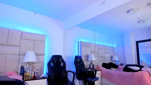 Pauli online show from March 12, 2:09 am