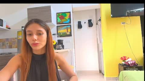 Snapshot of isis_pink chatting on May 31, 9:38 pm Alaya online show from May 31, 9:38 pm