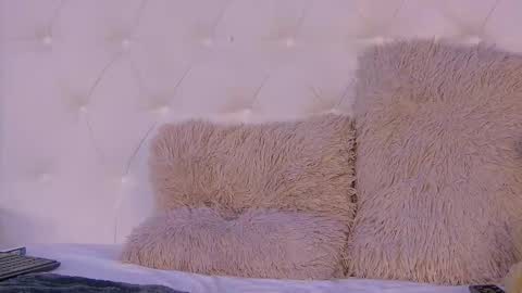 Isis online show from November 16, 3:06 pm