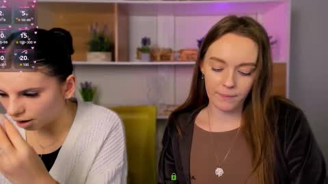 Snapshot of isla_dior chatting on December 21, 7:59 am isla_dior online show from December 21, 7:59 am