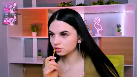 Snapshot of isla_dior chatting on January 19, 1:59 pm isla_dior online show from January 19, 1:59 pm