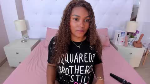 Snapshot of isla_scott chatting on September 29, 11:15 am Vanessa online show from September 29, 11:15 am