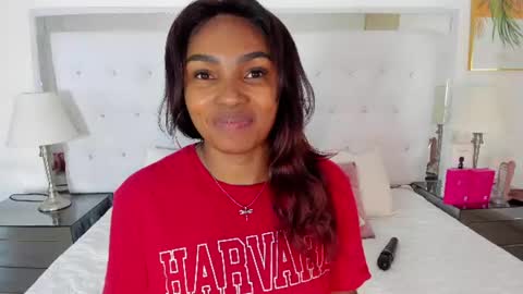 Snapshot of isla_scott chatting on July 21, 11:34 am Vanessa online show from July 21, 11:34 am