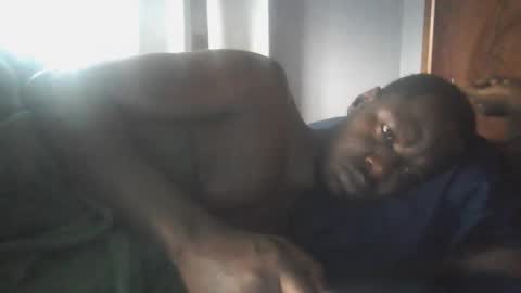 Snapshot of islandbey242 chatting on May 16, 10:58 am islandbey242 online show from May 16, 10:58 am