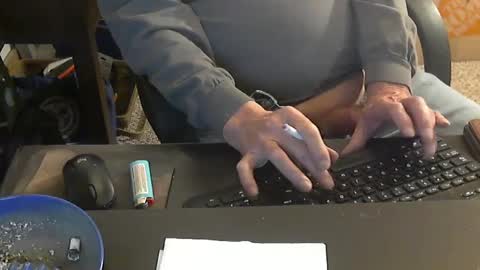 Snapshot of islandduke chatting on January 8, 12:06 am Duke online show from January 8, 12:06 am