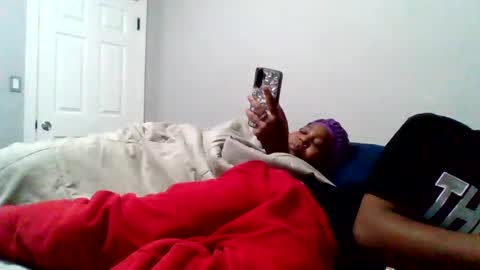 islandmaker online show from November 11, 6:35 am