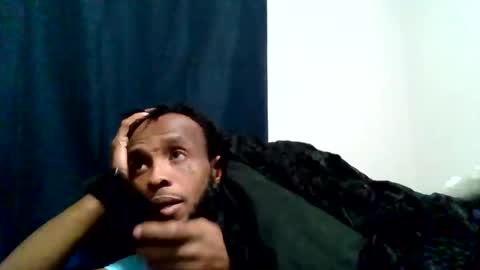 islandmaker online show from December 17, 9:04 am