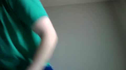 islaysince97 online show from November 3, 7:20 am