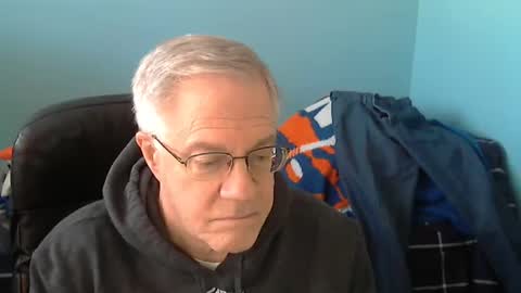 Snapshot of islesman22 chatting on December 23, 7:20 pm islesman22 online show from December 23, 7:20 pm