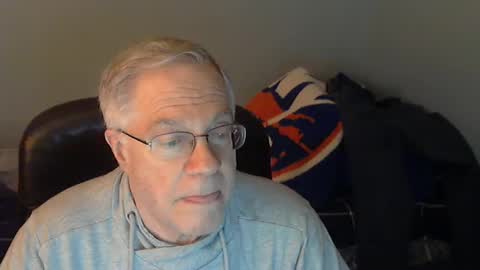 Snapshot of islesman22 chatting on January 1, 11:40 pm islesman22 online show from January 1, 11:40 pm