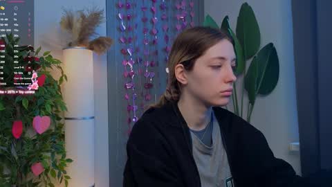 Emilia online show from February 26, 6:12 am