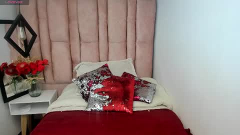 ISSA MILF online show from June 15, 1:57 pm