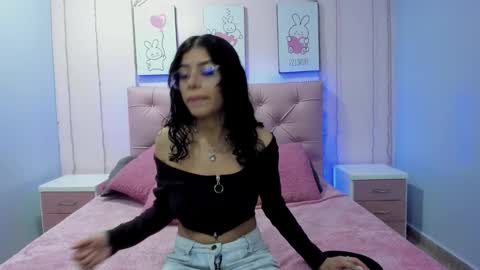 Snapshot of issaa_tyler chatting on October 9, 11:47 pm Issa online show from October 9, 11:47 pm