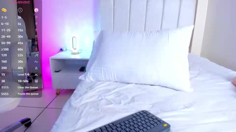 Isa  online show from March 4, 8:42 am