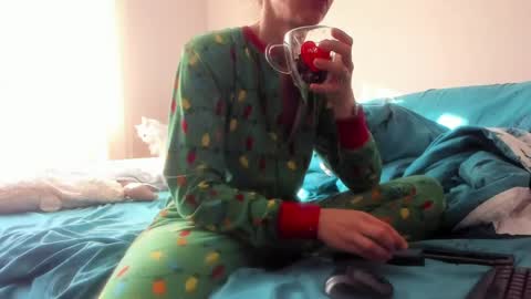 Snapshot of issabelle_69 chatting on May 17, 4:32 am Issabelle online show from May 17, 4:32 am