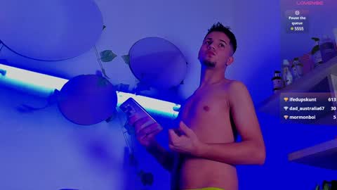 Issac online show from December 7, 1:40 pm